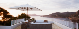 La pose d'un saturateur et un grand nettoyage 1 à 2 fois/an, sont nécessaires pour avoir une belle terrasse.