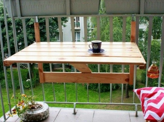 balcon-table-rambarde